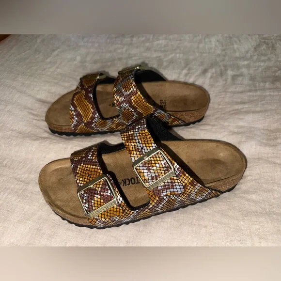 Birkenstock Arizona Gizeh Shiny Snake Animal Print Python Sandals - Picture 7 of 13